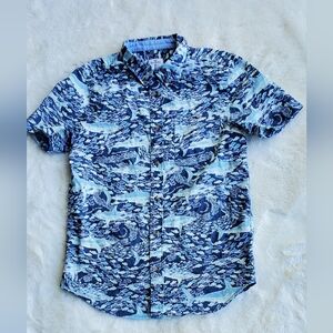 Vineyard Vines button down shirt size 8/10